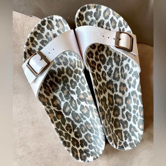 Pearly pink Birkenstock Papillio 7, soft animal print footbed. - Picture 4 of 5